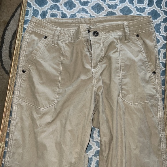 COPY - Kuhl hiking pants size 12 Short. - Picture 3 of 4